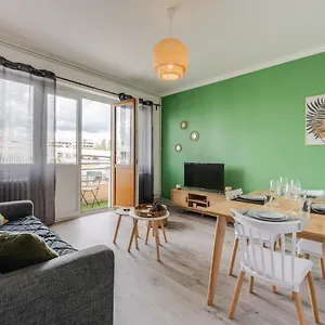  Appartement Le Parmelan - Beau T2 Avec Balcon Pouvant Accueillir Jusqu'à 4 Personnes