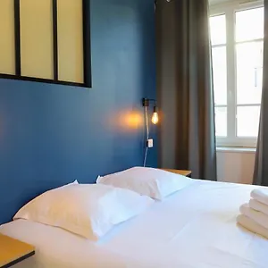  Appartement Le Cristal : Spacieux T2 Avec Parking